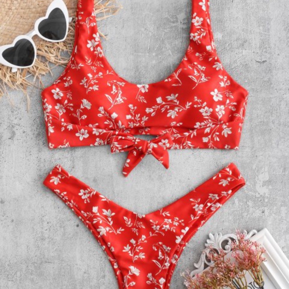 ZAFUL RED FLORAL TIE-FRONT BIKINI - SIZE S